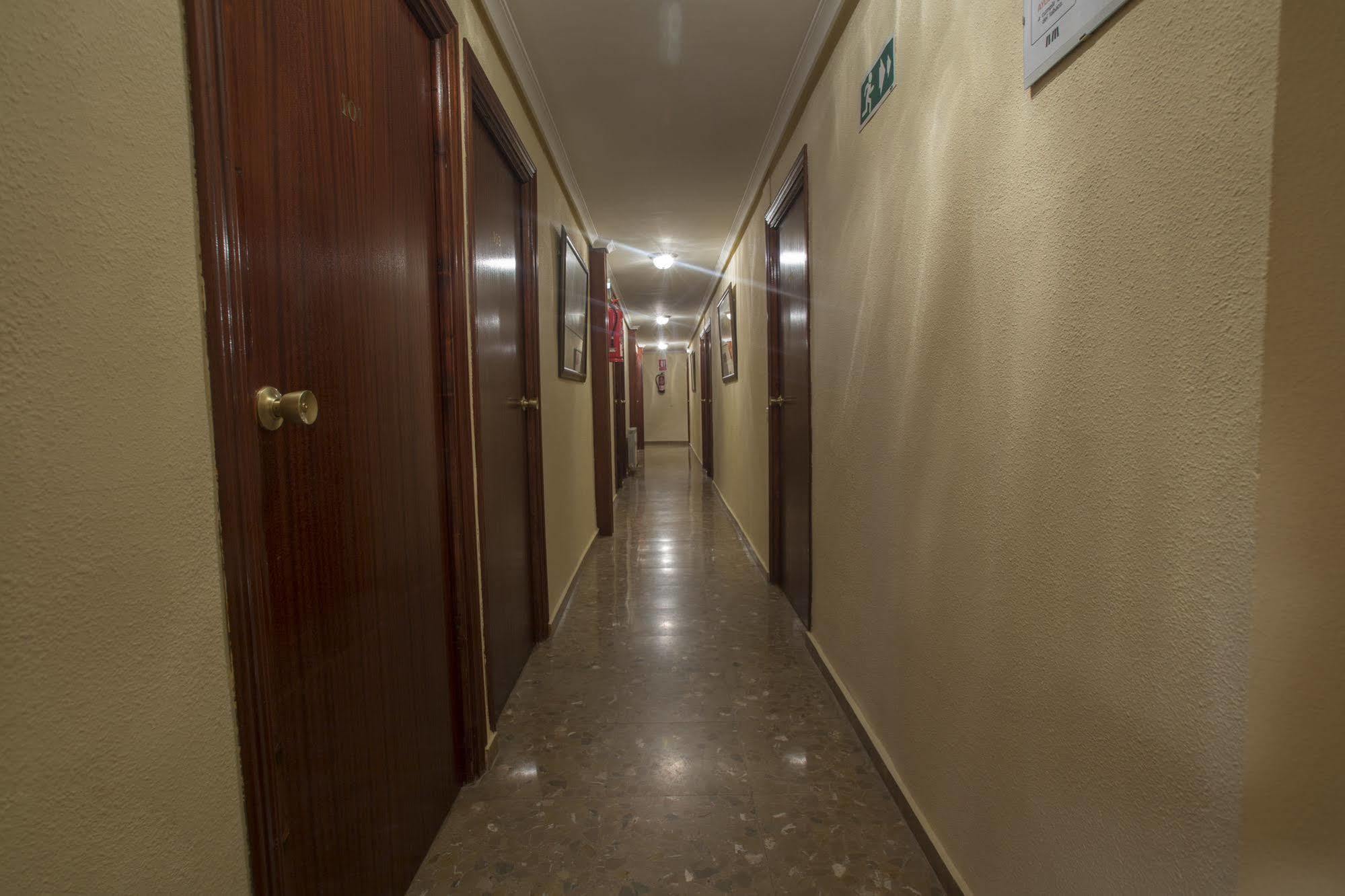 Hotel San Juan Miguelturra ภายนอก รูปภาพ